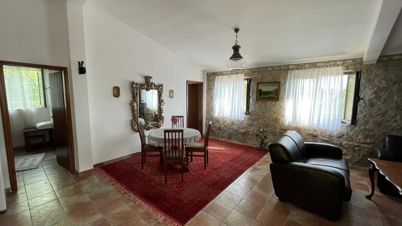 House In The Mountains Near Budva Exterior foto