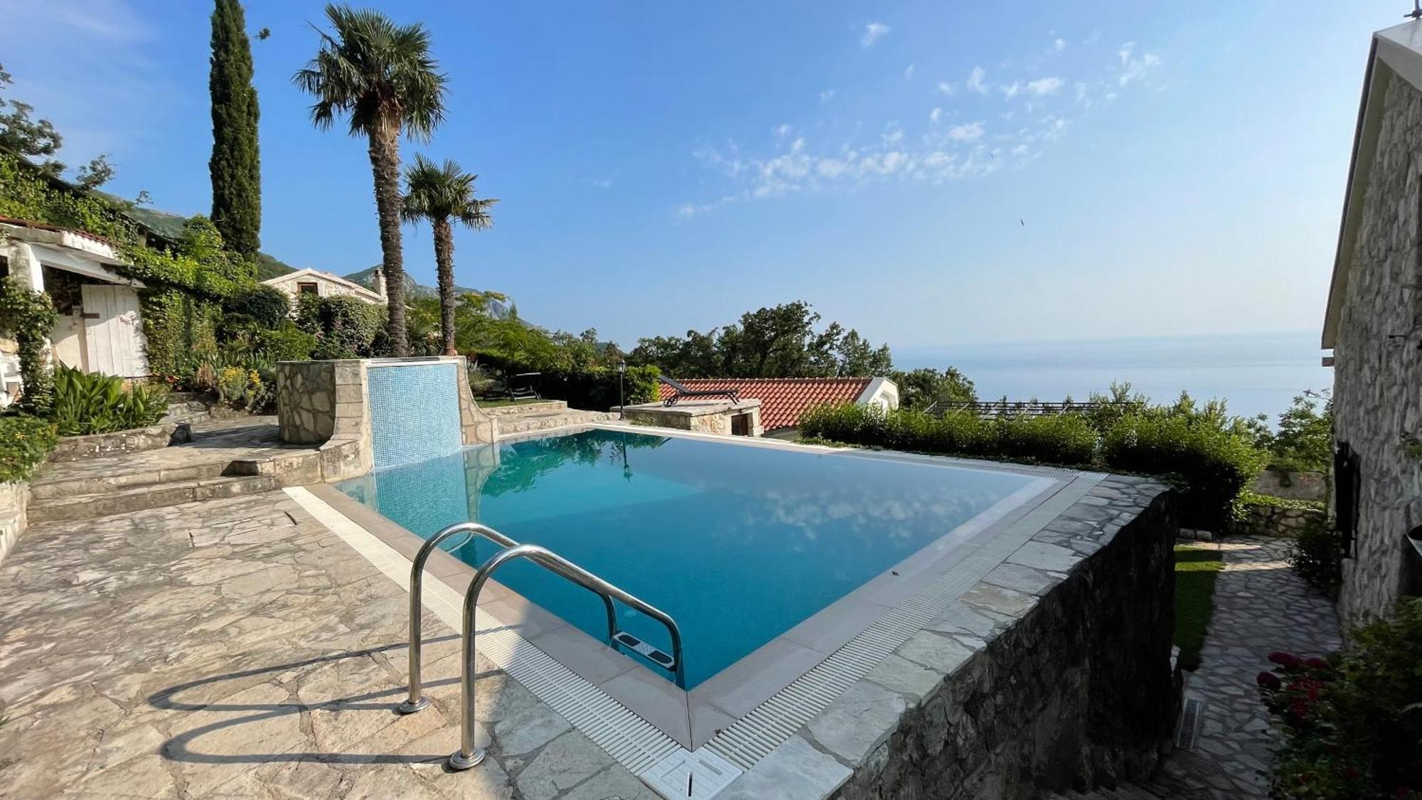 House In The Mountains Near Budva Exterior foto