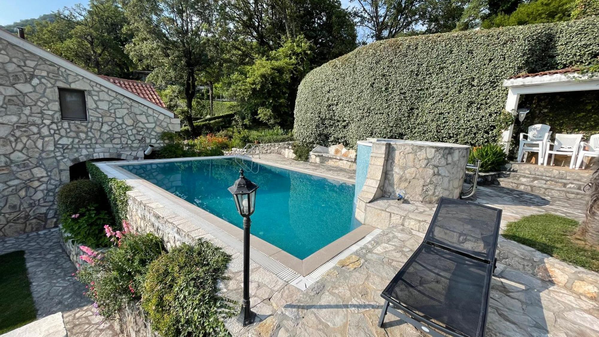 House In The Mountains Near Budva Exterior foto