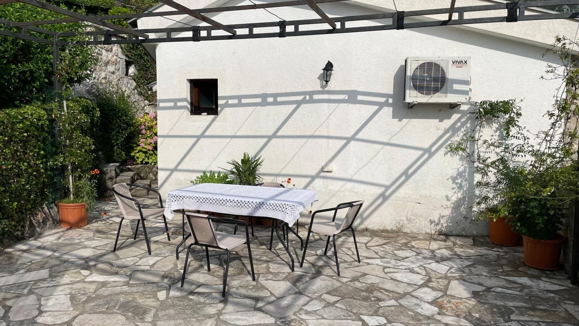 House In The Mountains Near Budva Exterior foto